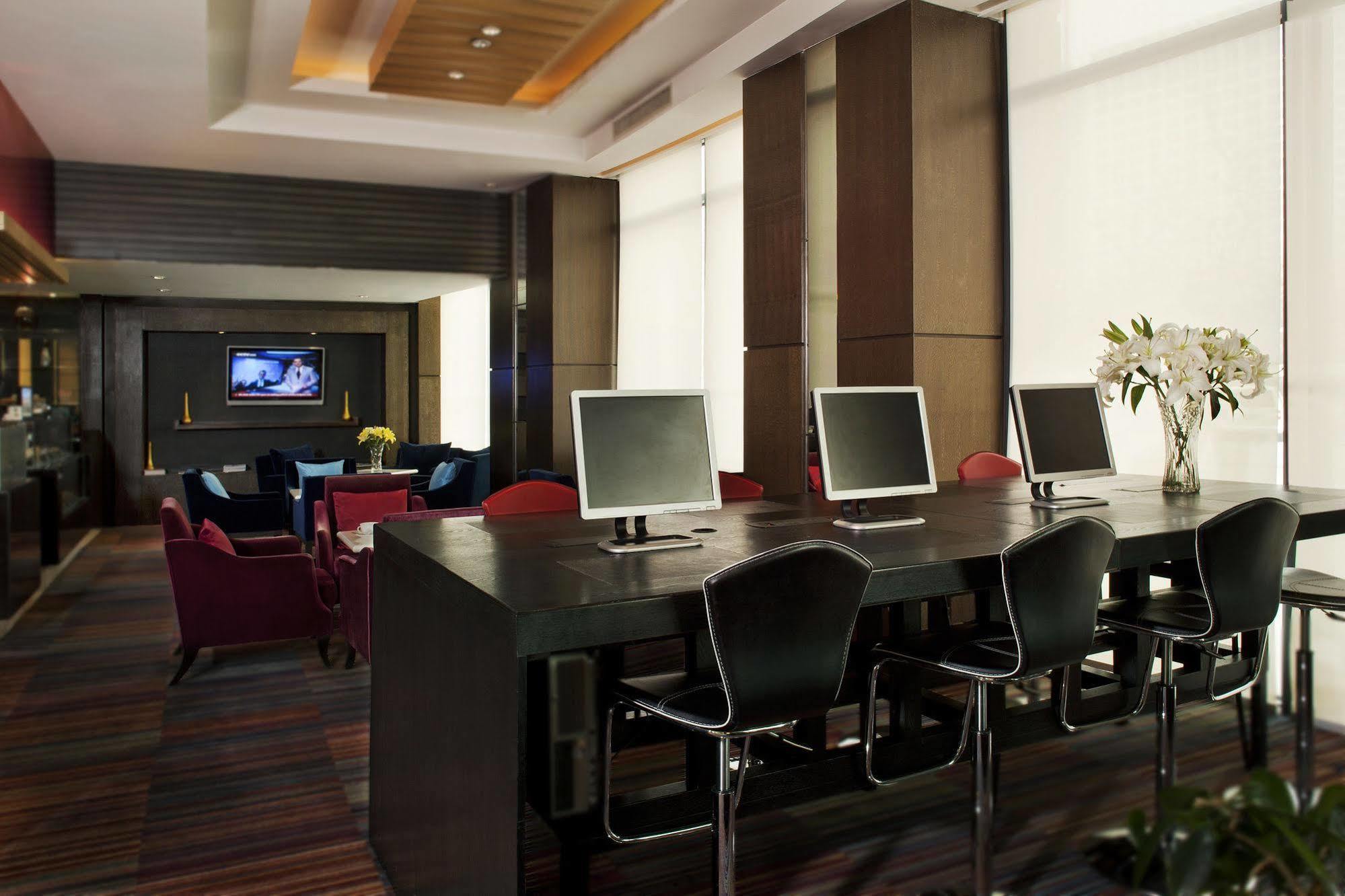 Courtyard By Marriott Northeast 4*